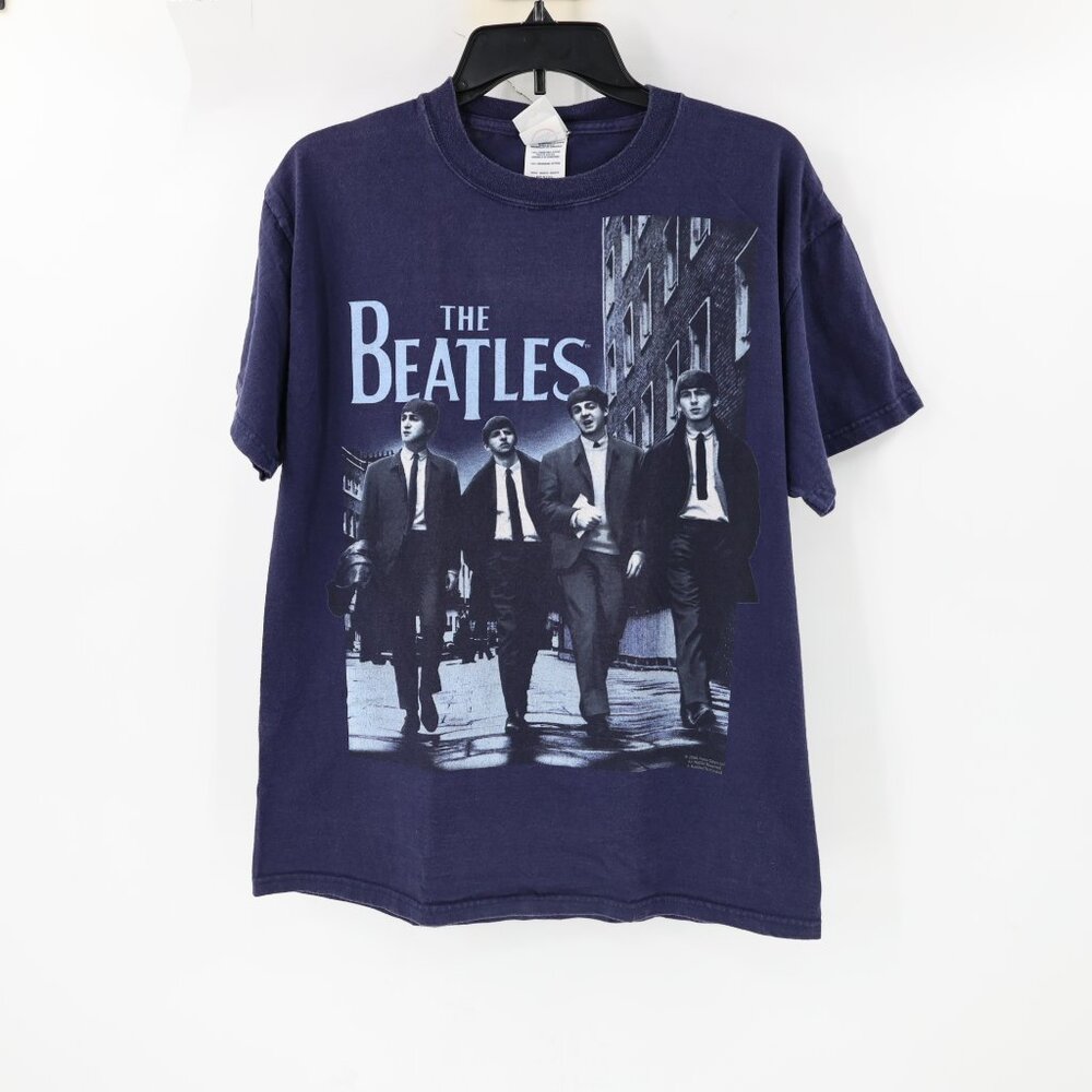 Vintage Y2K The Beatles T Shirt Medium Hamburg 2006 Apple Corps Blue crew neck